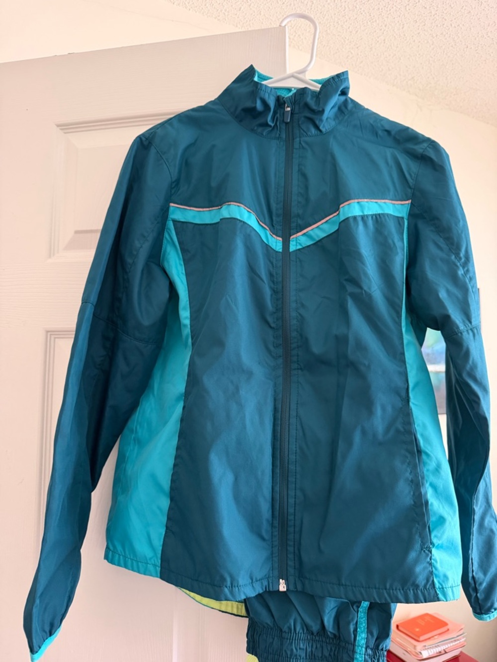 Lightweight Women's Teal Windbreaker Jacket and Pants